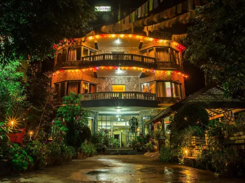 Hotel Silver Oaks Inn Esterni Photos
