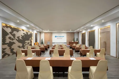 Wyndham Hua Hin Pranburi Resort and Villas Business Facilities Photos