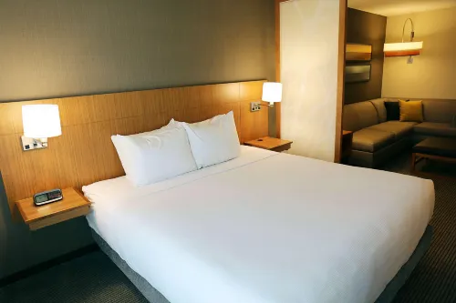 Hyatt Place Austin Airport Phòng Photos
