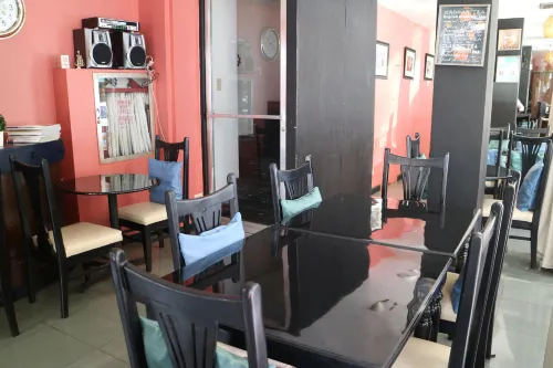 Harbor Town Hotel Restauration Photos