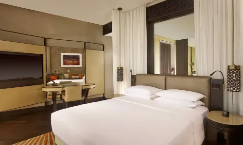 Grand Hyatt Abu Dhabi Hotel and Residence Emirates Pearl Rooms Photos