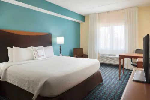 Fairfield Inn & Suites Minneapolis Bloomington/Mall of America Rooms Photos