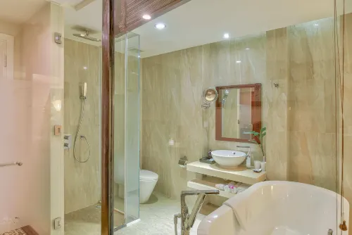 Khách sạn Royal Riverside Hội An Photos