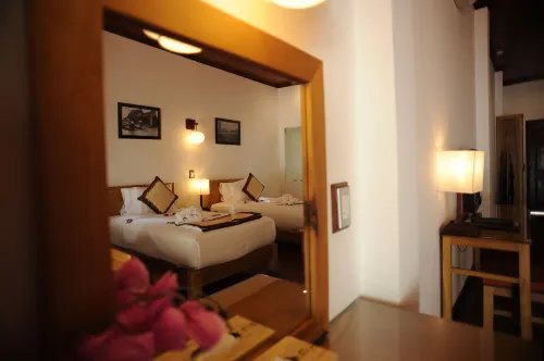 Vinh Hung Riverside Resort & Spa Zimmer Photos