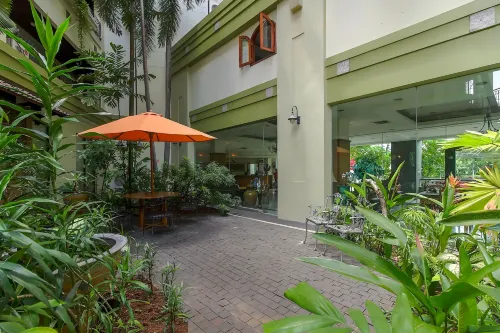 Paragon Wahid Hasyim Extérieur Photos