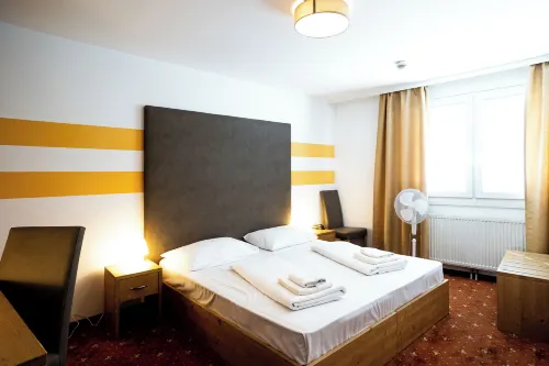 Lenas Donau Hotel Phòng Photos