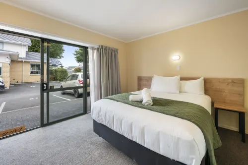 Fenton Court Motel Photos