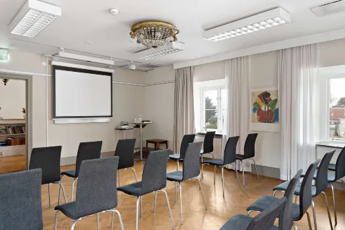 Best Western Strand Hotel Business Photos