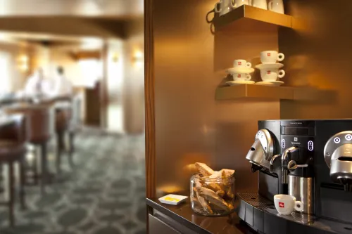 Millennium Hilton New York One UN Plaza Photos
