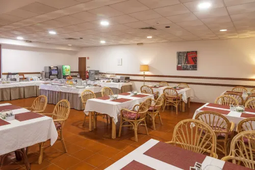 Best Western Hotel Dom Bernardo Restauration Photos