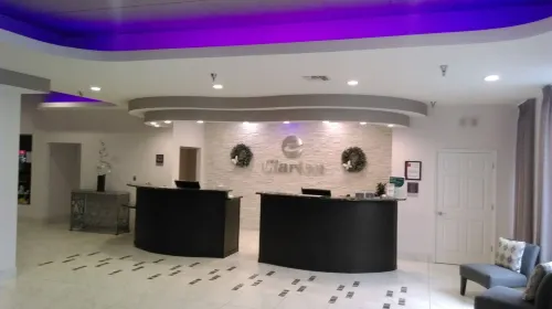 Clarion Inn & Suites Across from Universal Orlando Resort Public Areas Photos