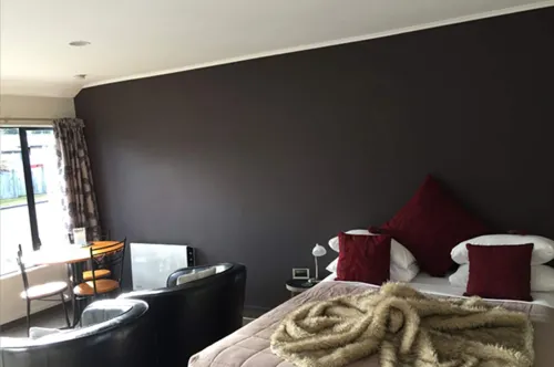 Lakefront Lodge Rooms Photos
