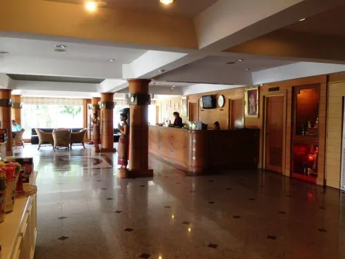 New Travel Lodge Hotel Khu vực công cộng Photos