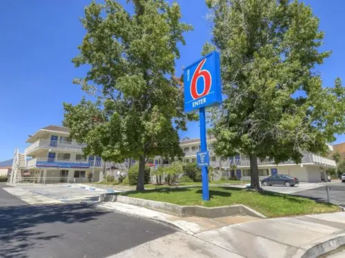 Motel 6 San Bernardino, CA - North Freizeit und Erholung Photos