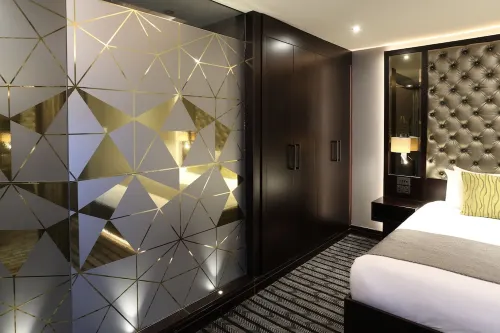 Mondo Hotel Photos
