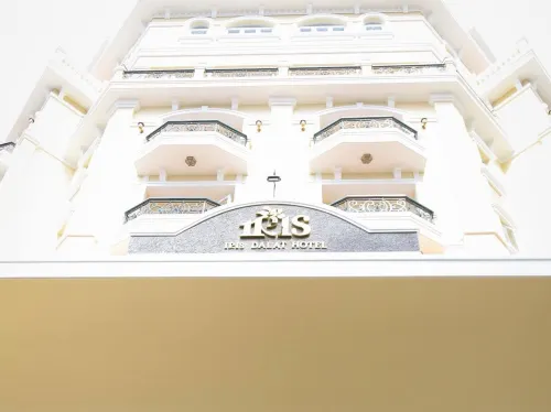 Khách Sạn Iris Đà Lạt Ngoại thất Photos
