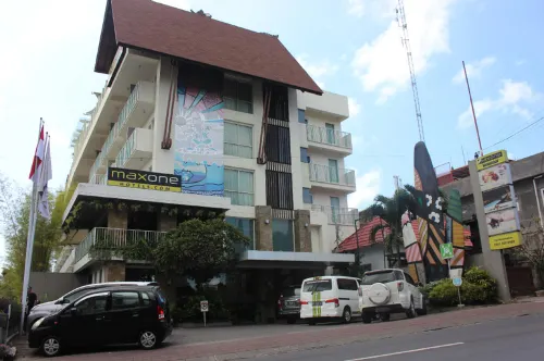 MaxOne Hotel Bukit Jimbaran Eksterior Photos
