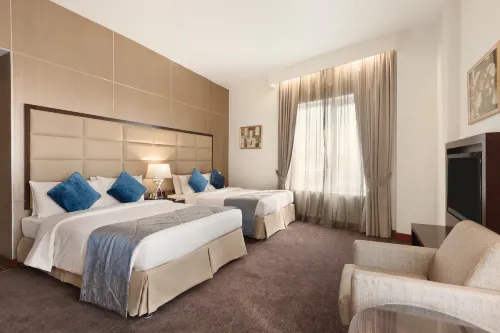 Howard Johnson by Wyndham Bur Dubai Photos