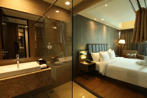The Alana Hotel & Convention Center Solo by Aston Photos