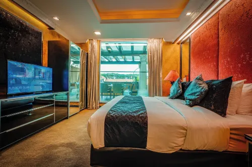 Fields Plaza Hotel by ABC Photos
