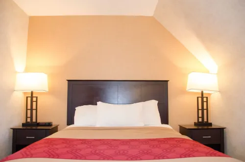 Best Budget Inn & Suites Kamloops Photos