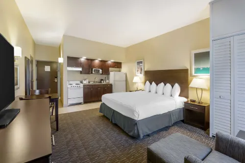 Best Western Naples Plaza Hotel Rooms Photos