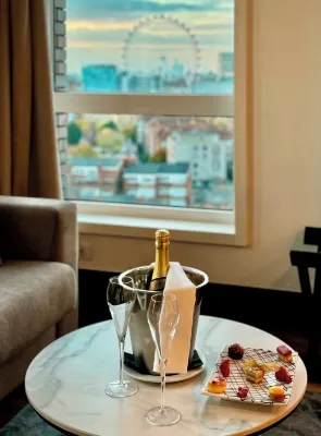 H10 London Waterloo Hotel Dining Photos