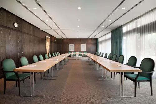 Ramada by Wyndham Nuernberg Parkhotel Featured Photos