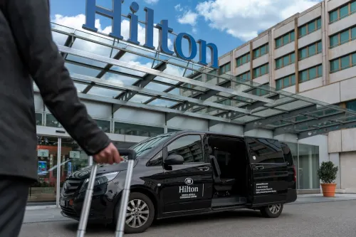 Hilton Geneva Hotel and Conference Centre Aree comuni Photos