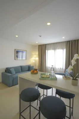 Maia Hotel Suites Rooms Photos