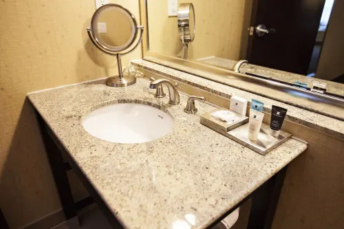 Crowne Plaza Houston Galleria Area Rooms Photos
