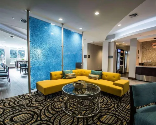 Comfort Suites Fort Lauderdale Airport South & Cruise Port Chambres Photos