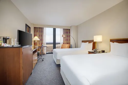Hilton Chicago O'Hare Airport Photos