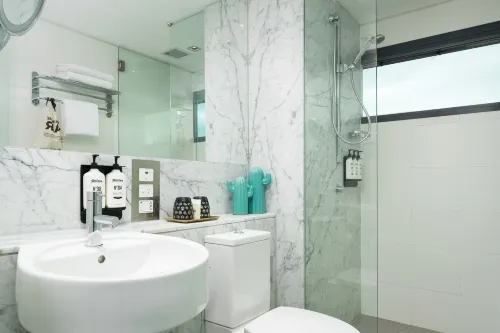 Ovolo the Valley Brisbane Rooms Photos