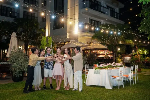 Shining Riverside Hoi An Boutique & Spa Dining Photos