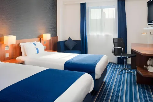 Holiday Inn Express Belfast City Photos