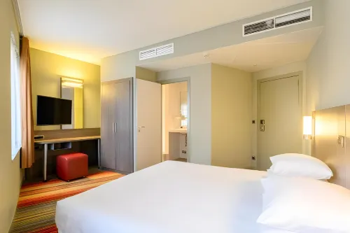 Alma Grand Place Hotel Rum Photos