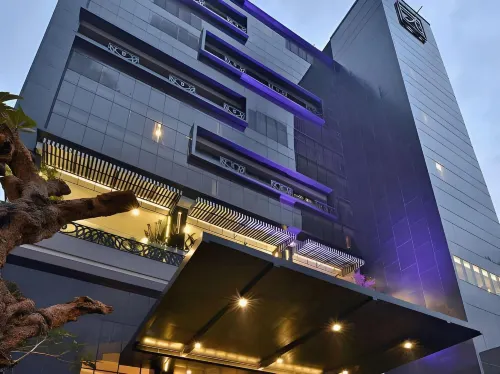 Hotel Amaroossa Grande Bekasi Eksterior Photos