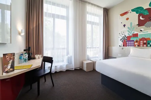 B&B HOTEL Poznań Old Town Photos