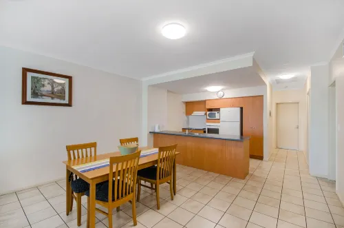 Madison Ocean Breeze Apartments Photos