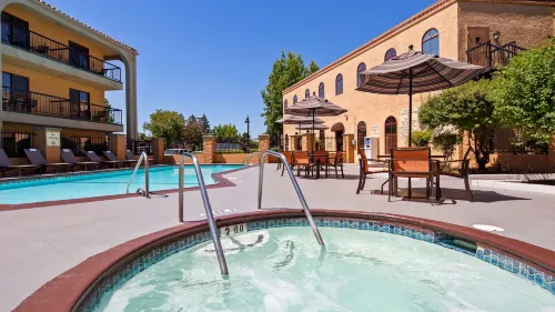 Best Western Plus Heritage Inn Здоровье и отдых Photos