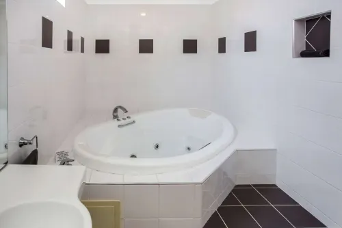 Comfort Inn on Raglan Photos