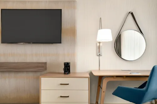 Crowne Plaza Philadelphia - King of Prussia Rooms Photos