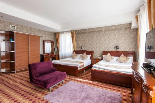 UB City Hotel Zimmer Photos