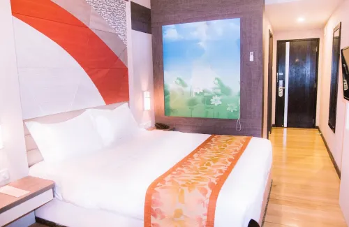 The Golden Bay Hotel Batam Camere Photos