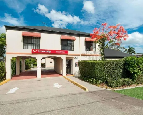 Econo Lodge Waterford Rooms Photos