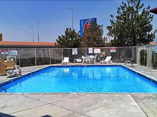 Motel 6 Albuquerque, NM - Northeast Freizeit und Erholung Photos