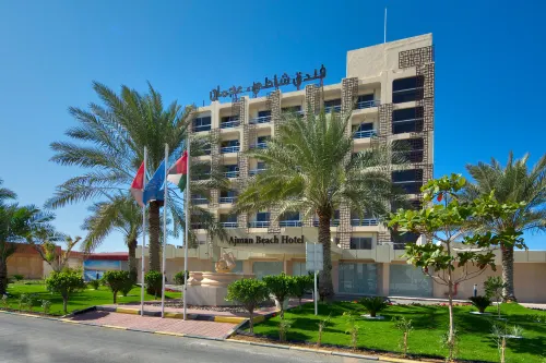 Ajman Beach Hotel Экстерьер Photos