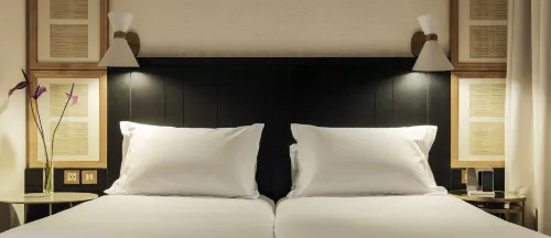 Boutique Hotel H10 Catalunya Plaza Zimmer Photos