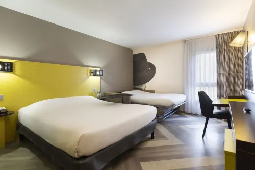 Ibis Styles Nice Vieux-Port Huoneet Photos
